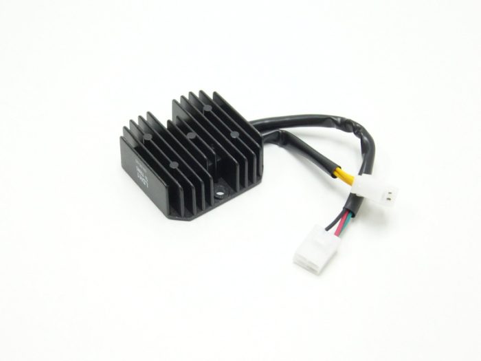 feszultseg-szabalyzo-kymco-people-250-97-06-gran-dink-125-150-250-bet&win-125-150-250-02-07-malaguti-f18-warrior-125-150-piaggio-super-hexagon-gtx-250-6823-62925