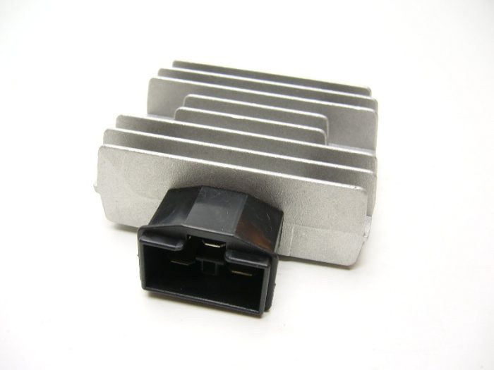 feszultseg-szabalyzo-piaggio-x9-250-(honda-motor)-honda-sh-125-150-01-dylan-125-chiocciola-125-150-4615-58376